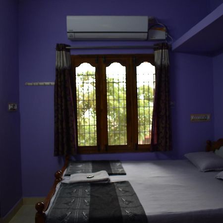 Rainbow Guest House Tiruvannāmalai Extérieur photo