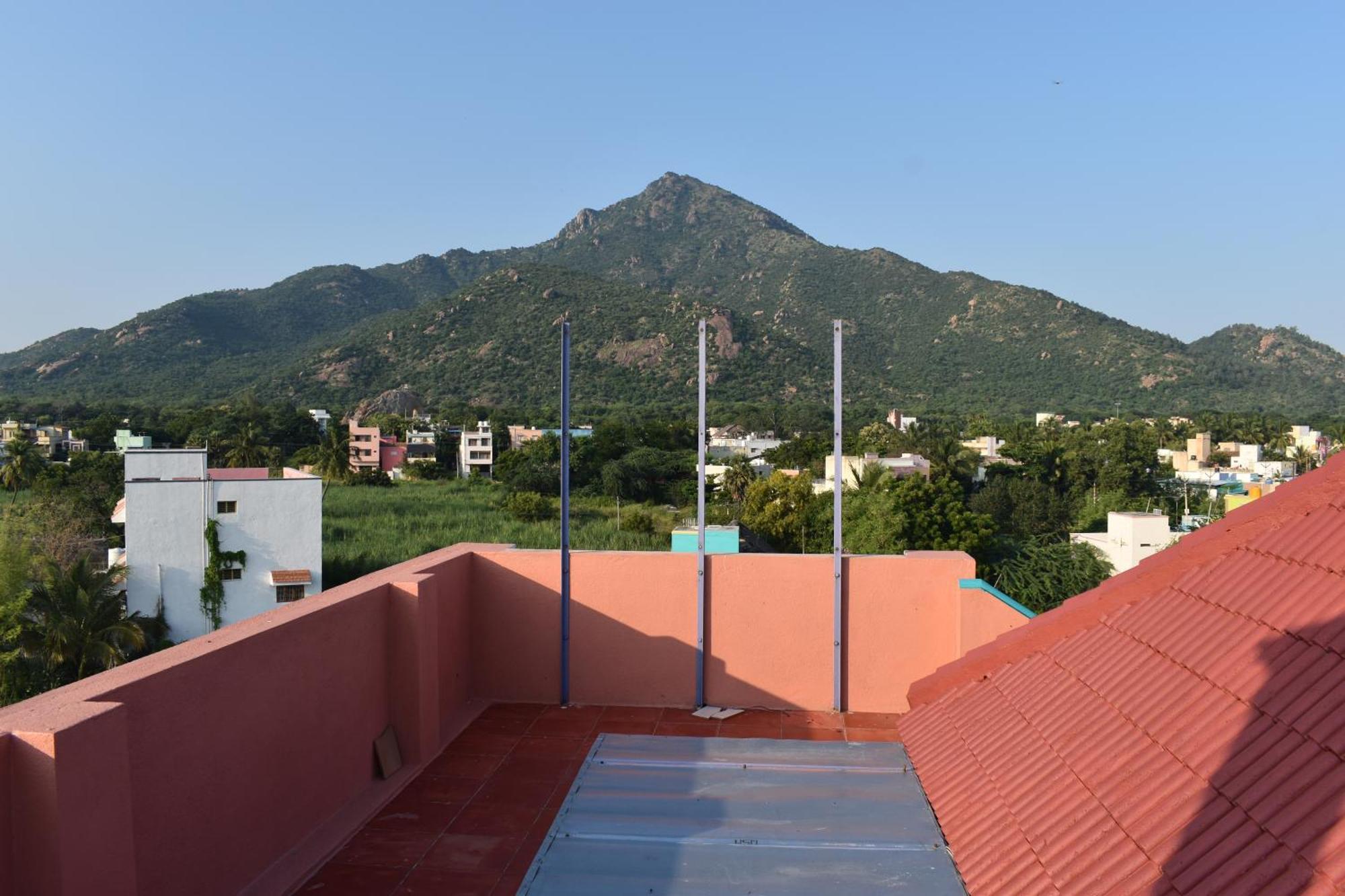 Rainbow Guest House Tiruvannāmalai Extérieur photo
