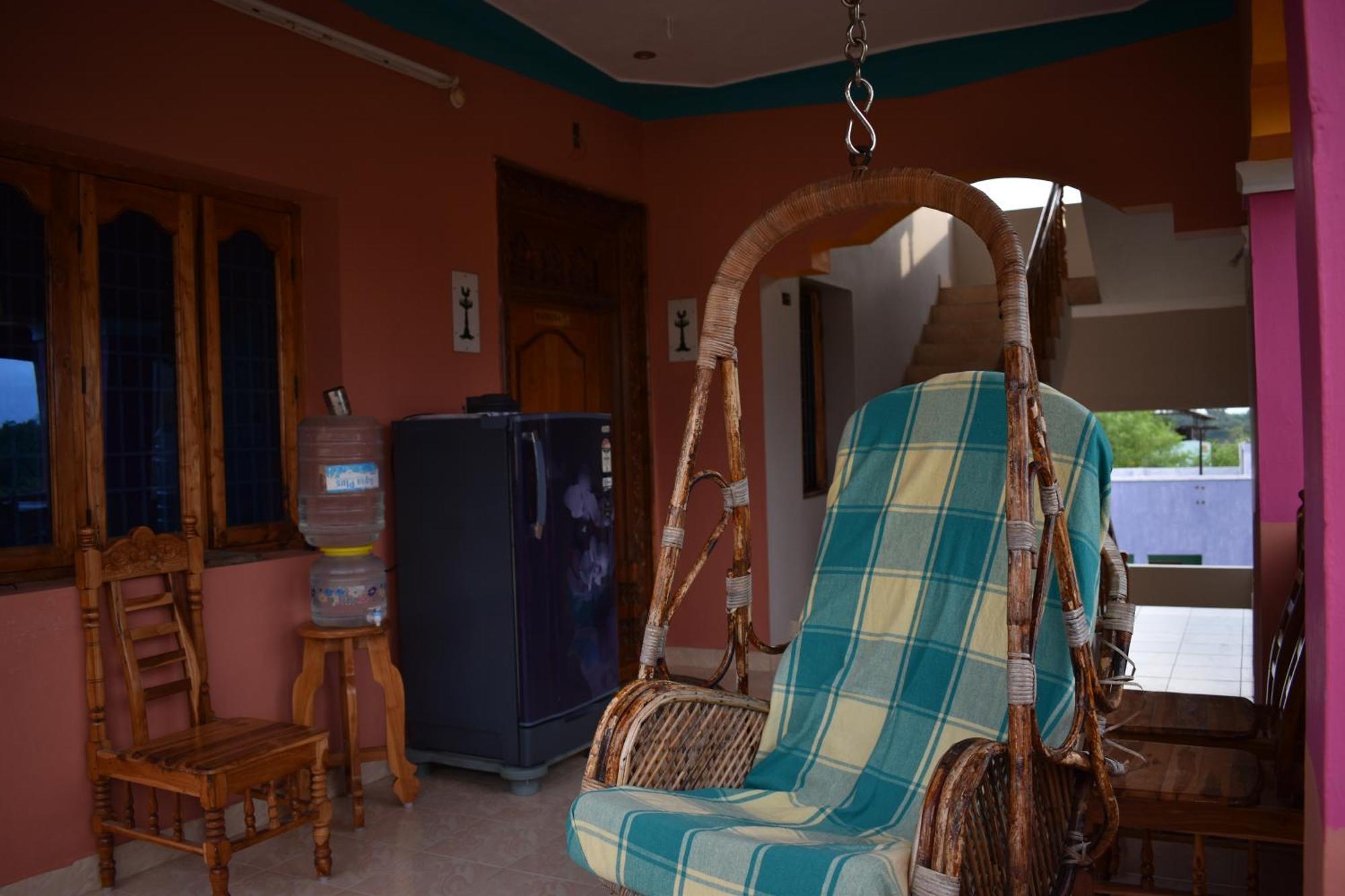 Rainbow Guest House Tiruvannāmalai Extérieur photo