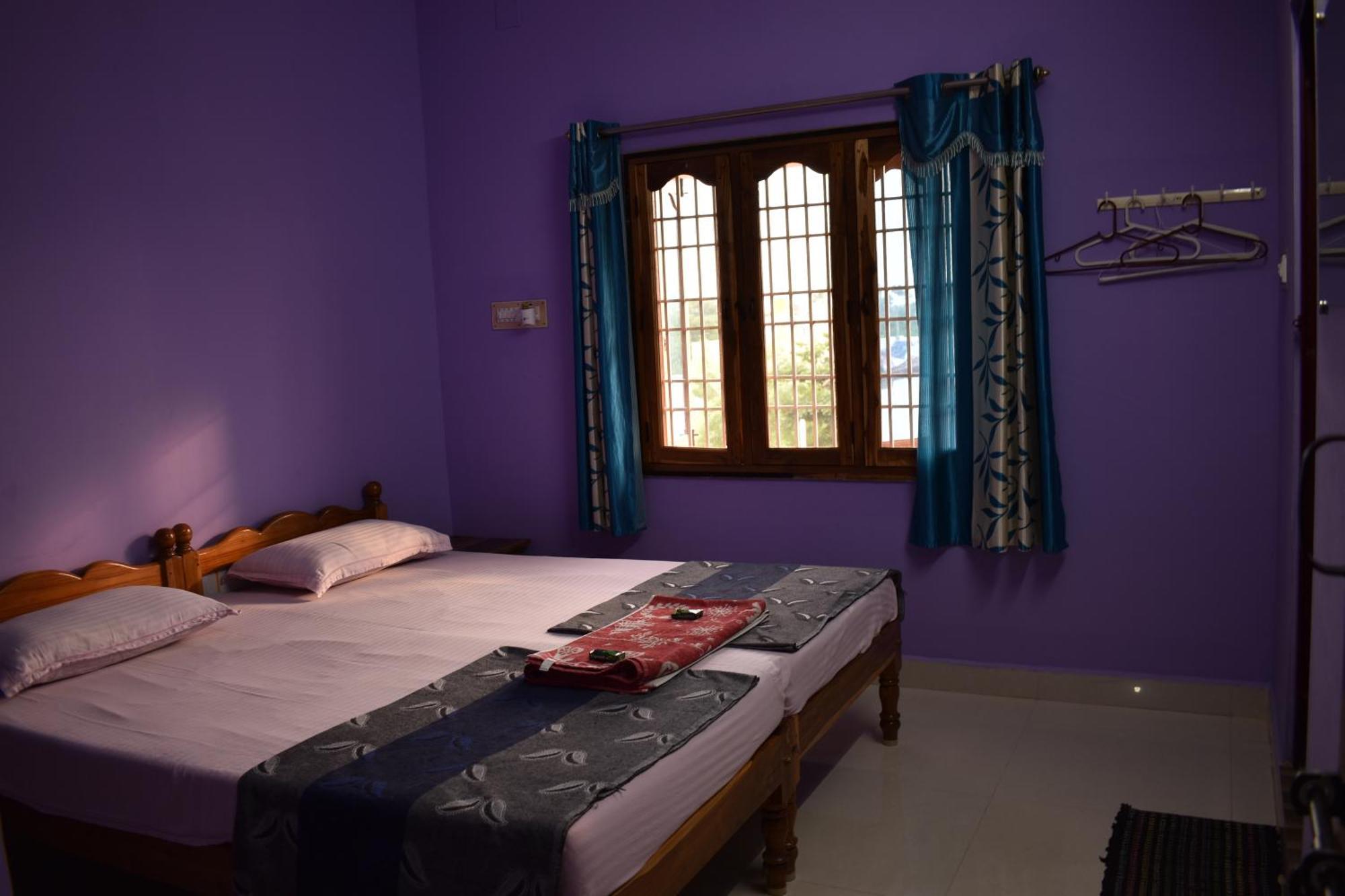 Rainbow Guest House Tiruvannāmalai Extérieur photo