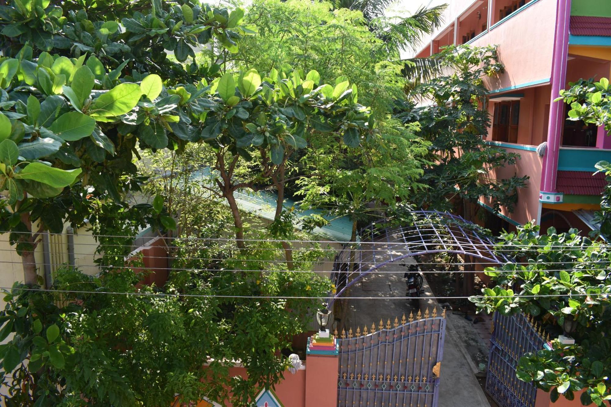 Rainbow Guest House Tiruvannāmalai Extérieur photo